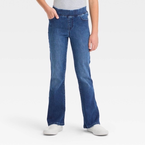 Cat & Jack Other - Girls' Mid-Rise Pull-On Flare Jeans - Cat & Jack™ Medium Wash 6